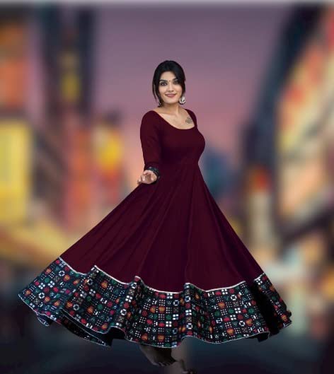 Women 's Rayon Solid Pattern Full Sleeve Full Stitched Gown