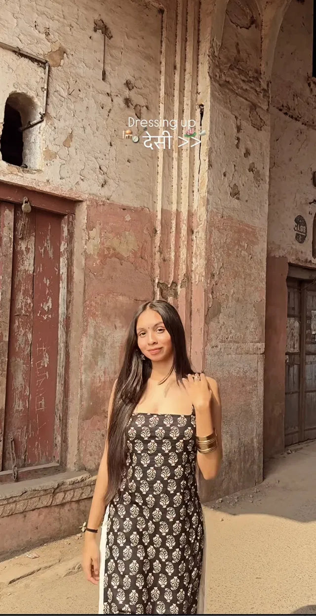 Women 's Printed Straight Sleeveless Kurta